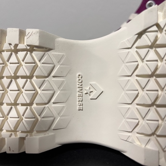 NWT Converse Chuck Taylor All Star Lugged 2.0 - Mysthic Orchid Color - A03701C - Picture 9 of 12